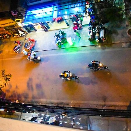 Хостел Downtown Ханой Екстер'єр фото